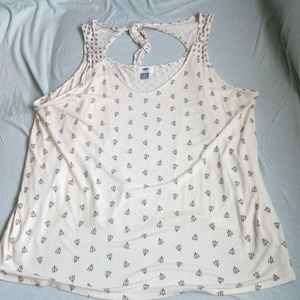 Old Navy tank with tie back detail